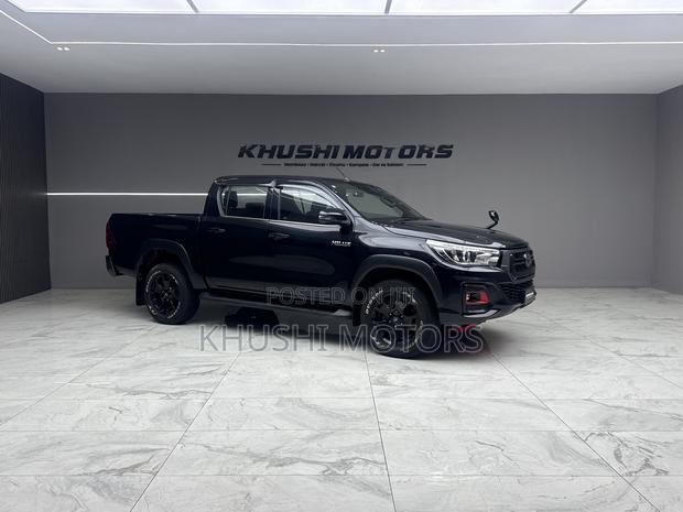 Toyota Hilux 2019 Black