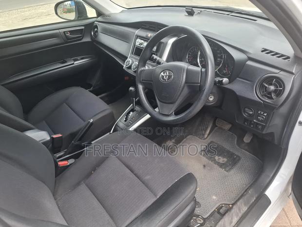 Toyota Corolla Fielder 2018 White