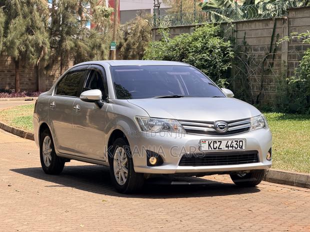 Toyota Axio 1.5 G 2WD 2013 Silver