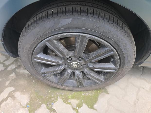 Land Rover Range Rover Vogue 2019 Green
