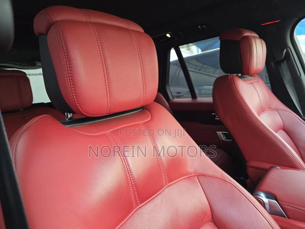 Land Rover Range Rover Vogue 2019 Green