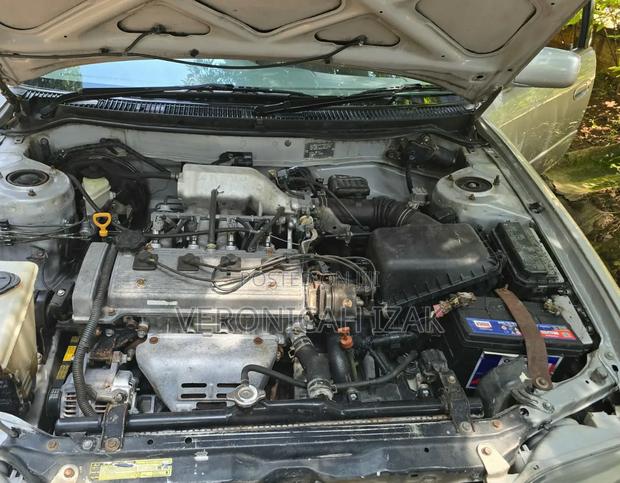 Toyota Corolla 1997 Silver
