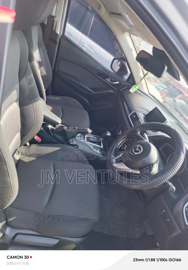 Mazda Axela SV Premium 2014 Silver