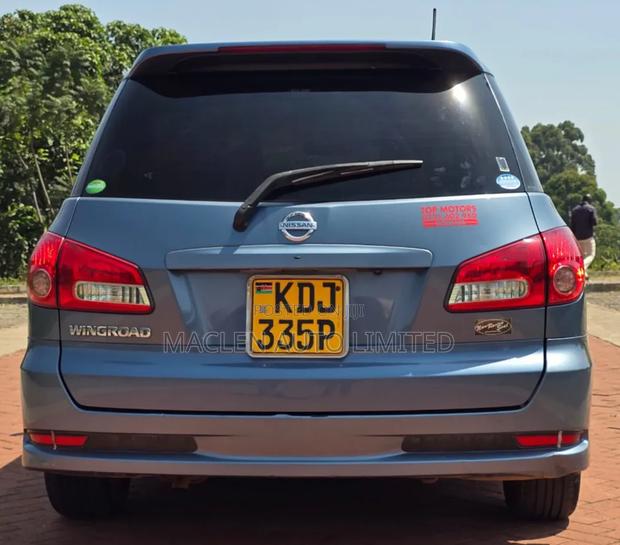 Nissan Wingroad 2015 Blue