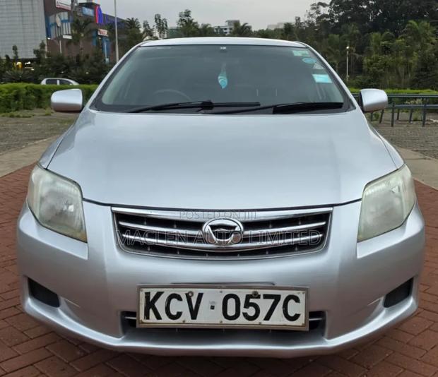 Toyota Axio 2012 Silver