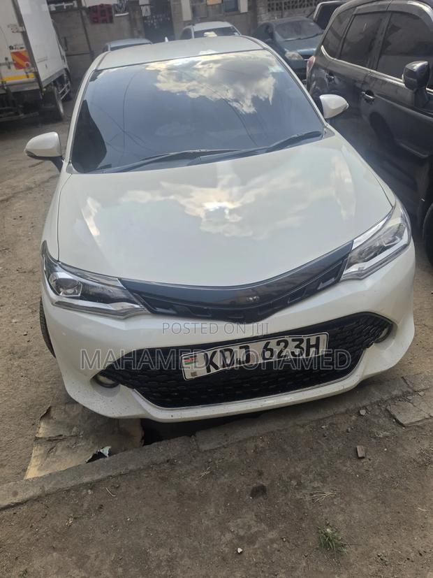 Toyota Corolla Fielder 2015 White