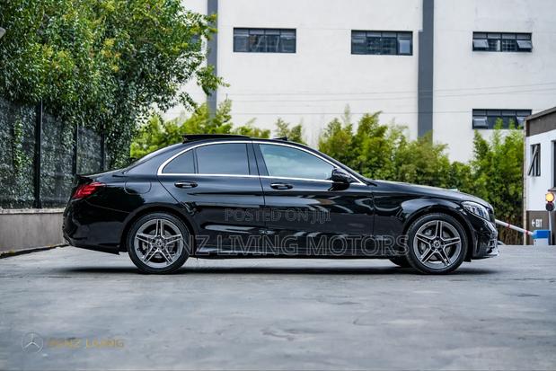 Mercedes-Benz C200 2019 Black