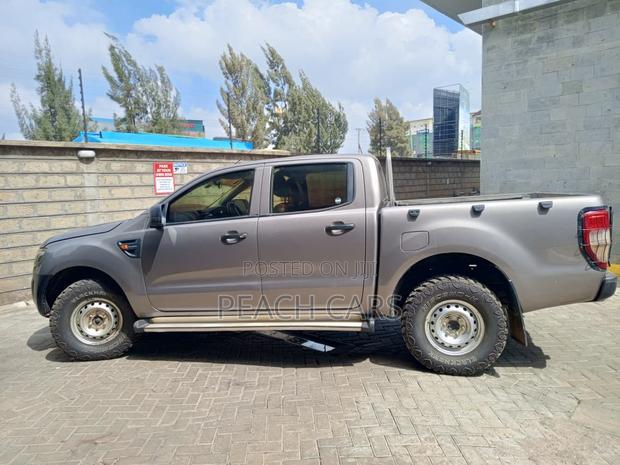 Ford Ranger 2015 Green