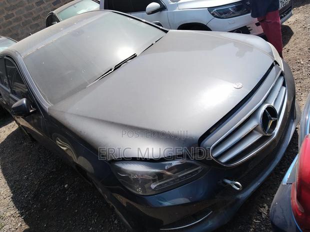 Mercedes-Benz E220 2013 Black