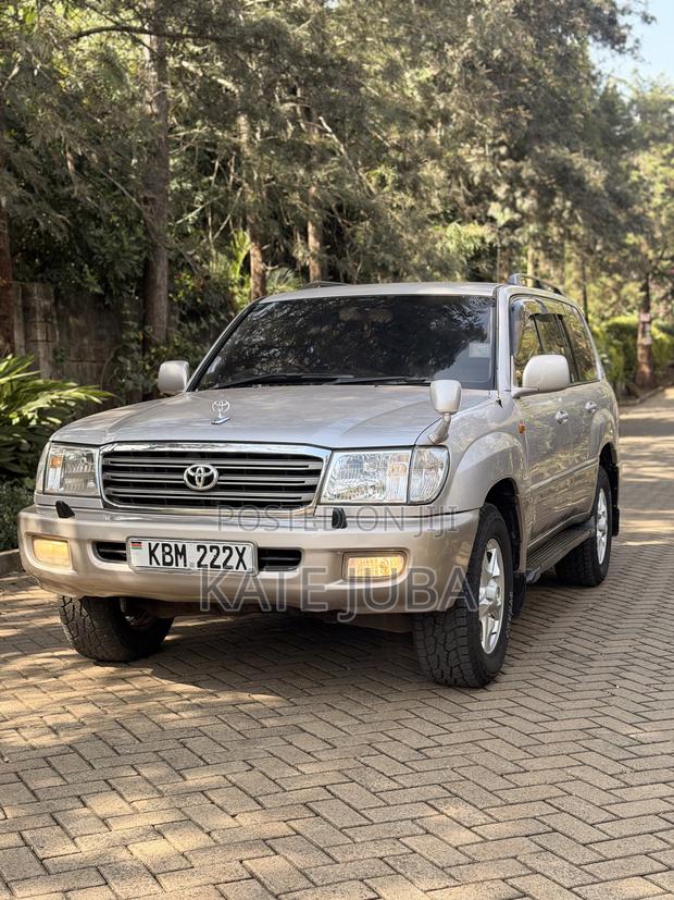 Toyota Land Cruiser 2005 Beige