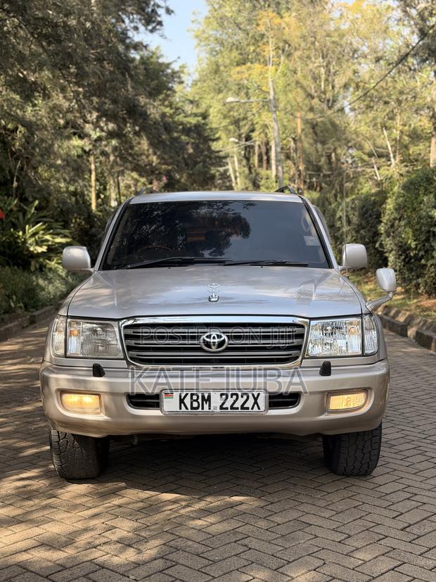 Toyota Land Cruiser 2005 Beige