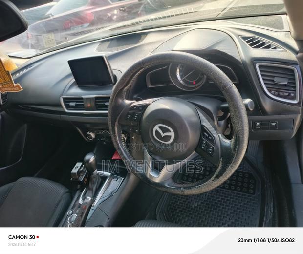 Mazda Axela SV Premium 2014 Gray