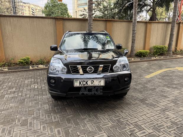 Nissan X-Trail 2010 Black