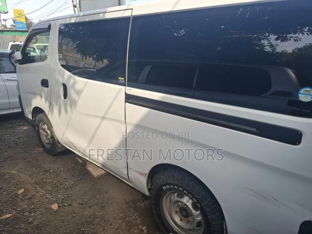 Nissan NV350 2015 White