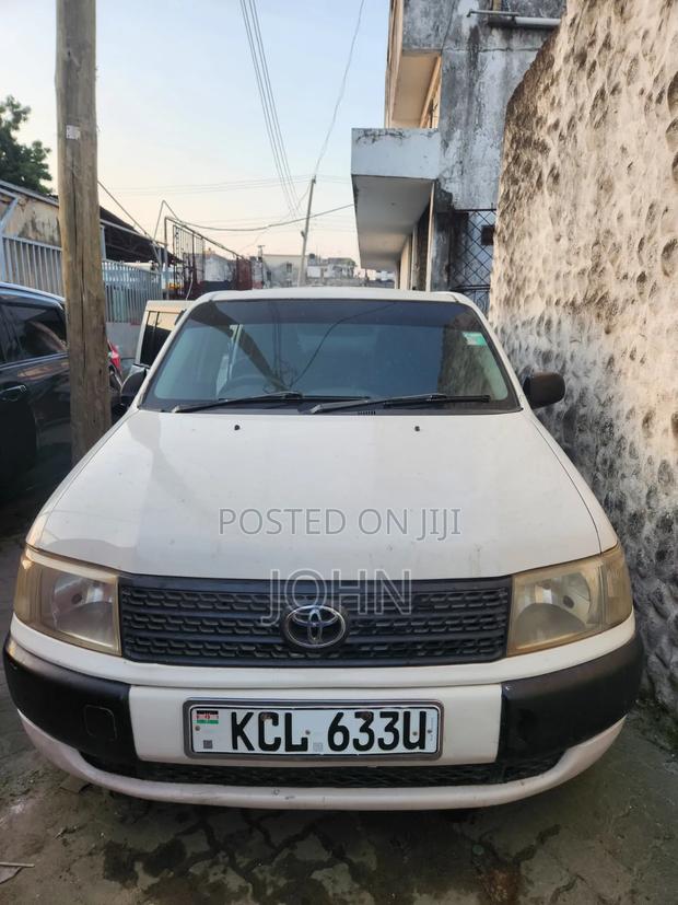 Toyota Probox 2010 White