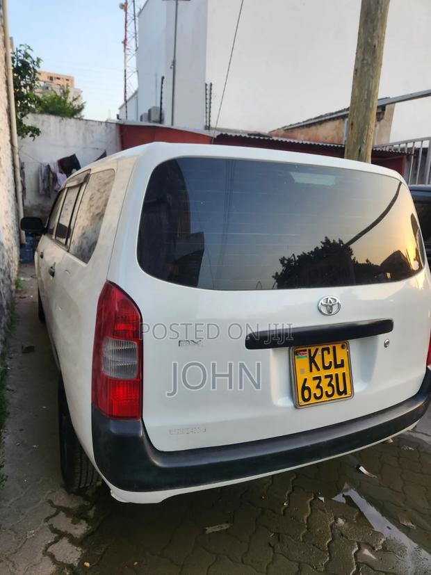 Toyota Probox 2010 White
