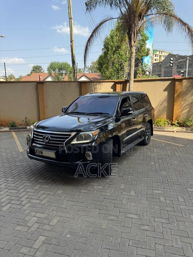 Lexus LX 570 2012 Black