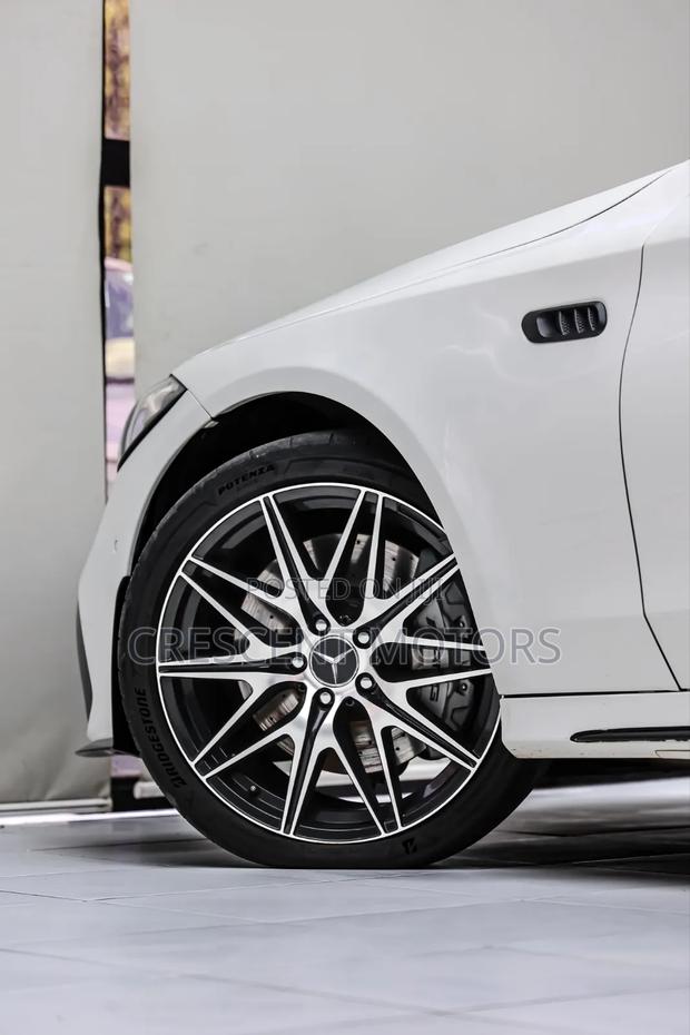 Mercedes-Benz C43 2019 White