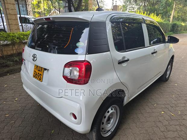 Toyota Passo 2017 White