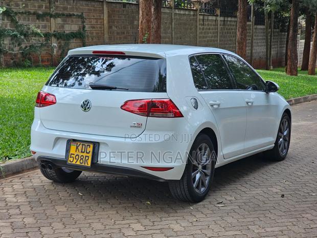Volkswagen Golf 2014 White
