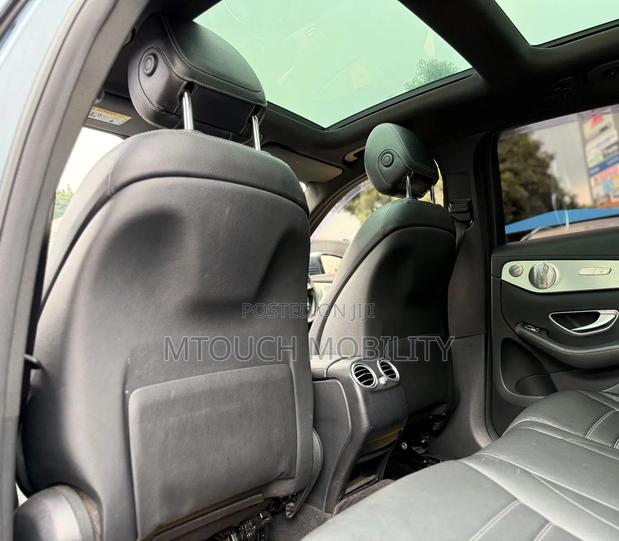Mercedes-Benz GLC-Class 2016 Blue