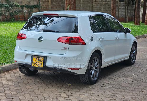 Volkswagen Golf 2014 White