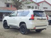 Toyota Land Cruiser Prado 2021 White for sale