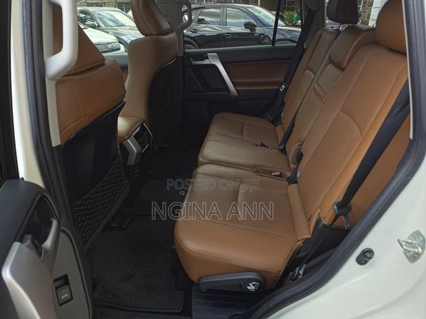 Toyota Land Cruiser Prado 2021 White