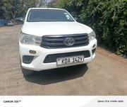 Toyota Hilux 2021 White for sale