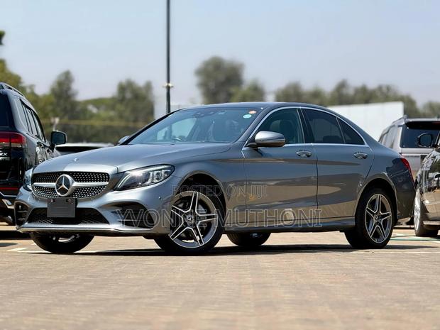 Mercedes-Benz C200 2020 Gray