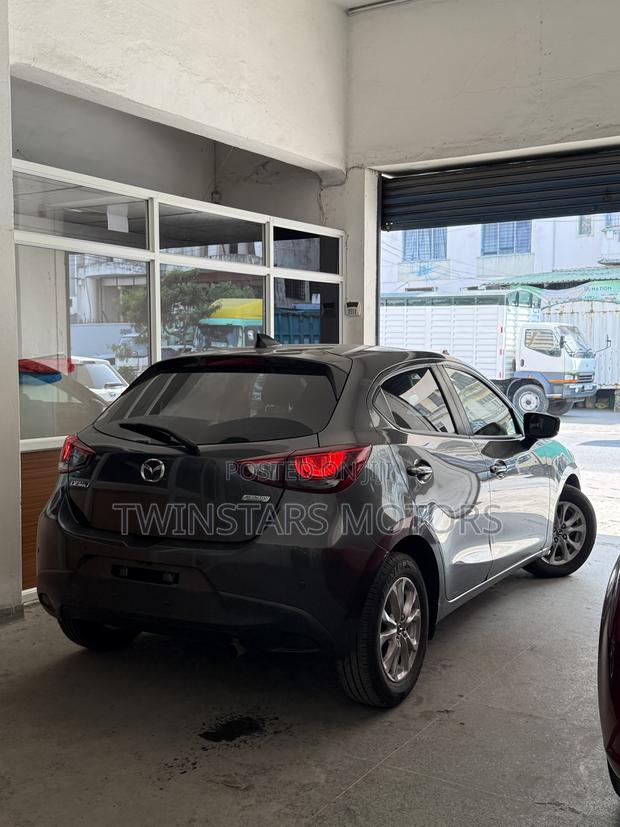 Mazda Demio 2019 Gray