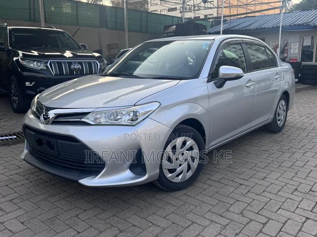 Toyota Axio 1.5 G 2WD 2019 Silver