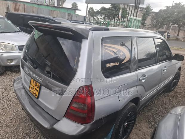 Subaru Forester 2002 Silver