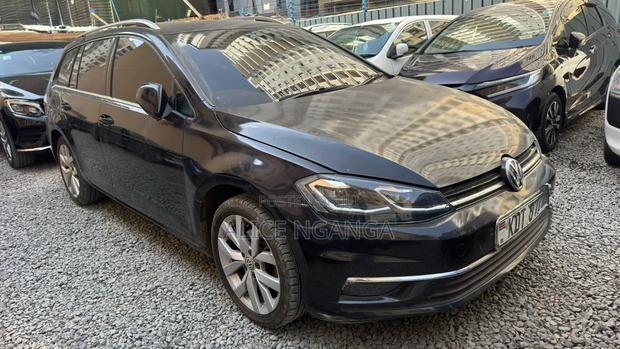Volkswagen Golf Variant 2018 Black