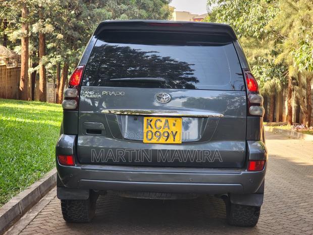 Toyota Land Cruiser Prado 2008 Gray