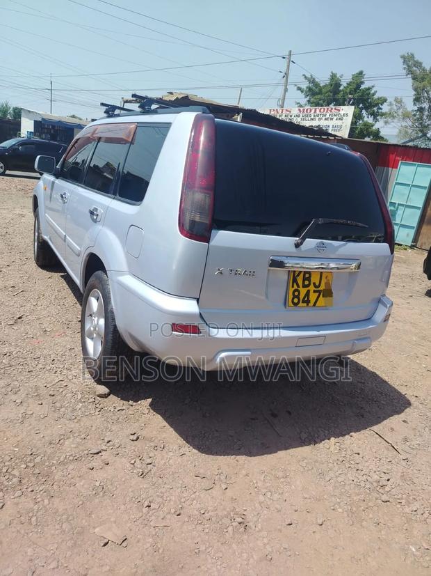 Nissan X-Trail 2004 Gray