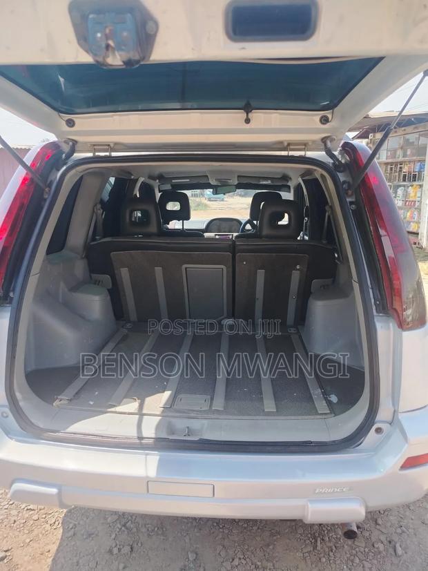 Nissan X-Trail 2004 Gray