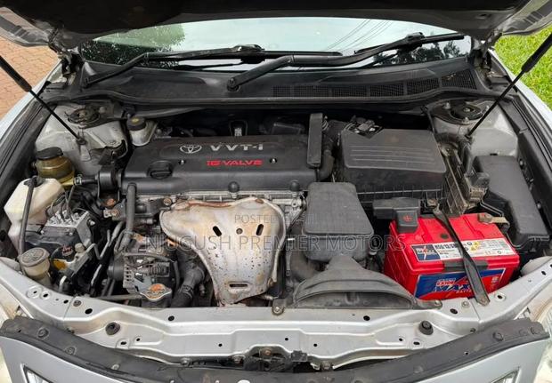 Toyota Camry 2011 Silver