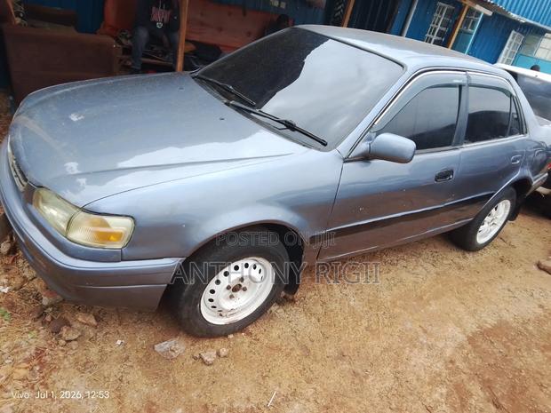 Toyota Corolla Sedan 1998 Blue