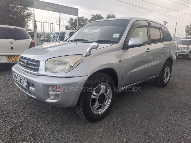 Toyota RAV4 2004 Silver