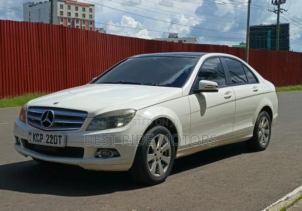 Mercedes-Benz C200 2010 White