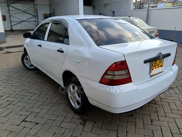 Toyota Corolla 2003 White
