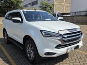 Isuzu MU-X 2022 White for sale