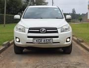 Toyota RAV4 2012 White for sale