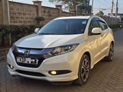 Honda Vezel 2016 White for sale