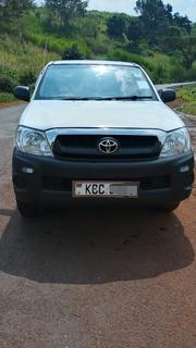 Toyota Hilux 2.5 D-4D 2008 White for sale