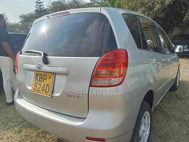 Toyota Corolla Spacio 2005 Silver