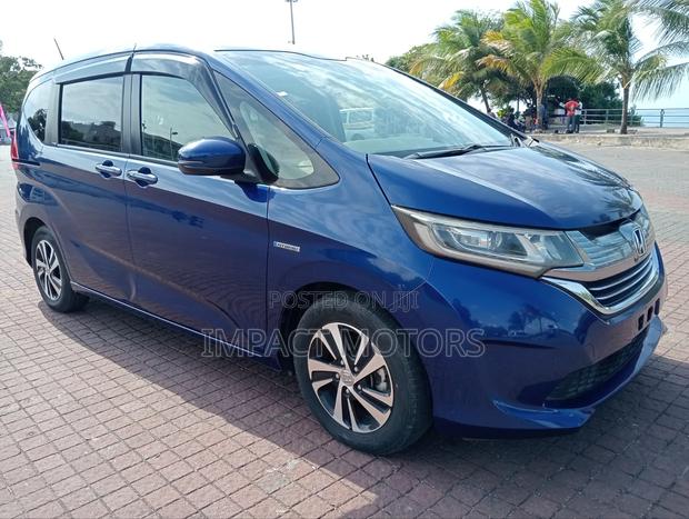 Honda Freed 2018 Blue