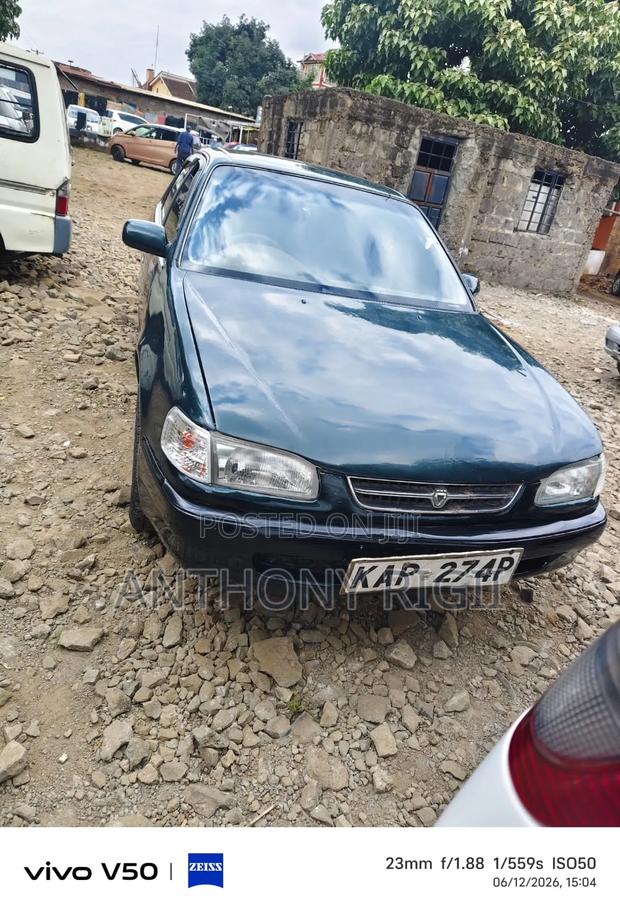 Toyota Corolla Sedan 1998 Green