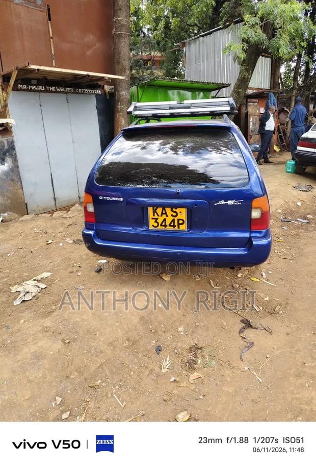 Toyota Corolla G-Touring 1998 Blue